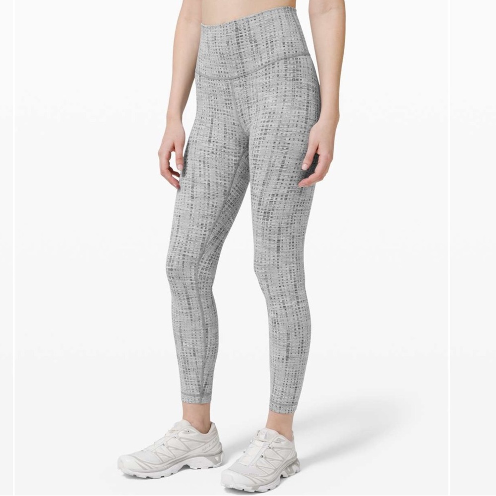 Lululemon Wunder Under High-Rise Tight 25" *Luxtreme Grey Size 6 - Picture 2 of 10